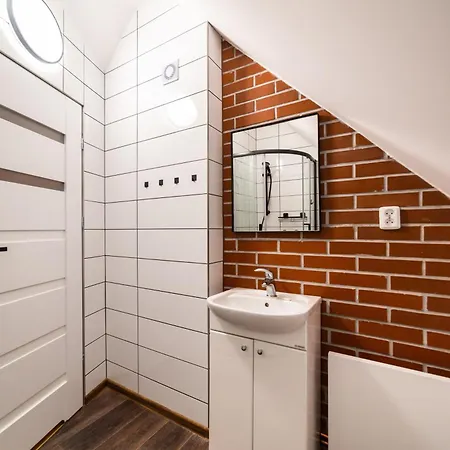 Leszczynowe Wzgorze شقة غووشيتسا